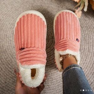Cozy Pink Women's Slippers Sz 7.5 to 8